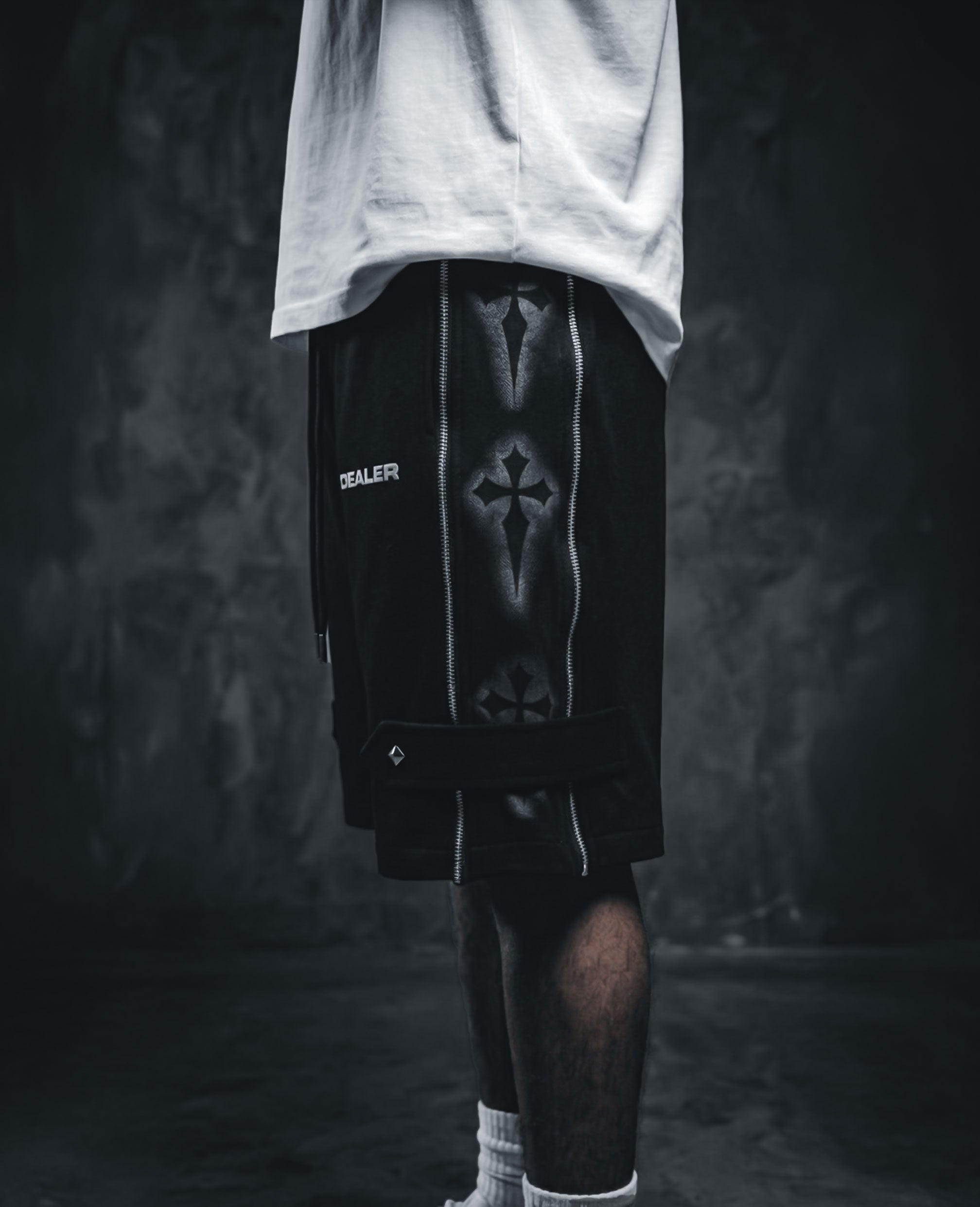 Short Zip Exclusive
