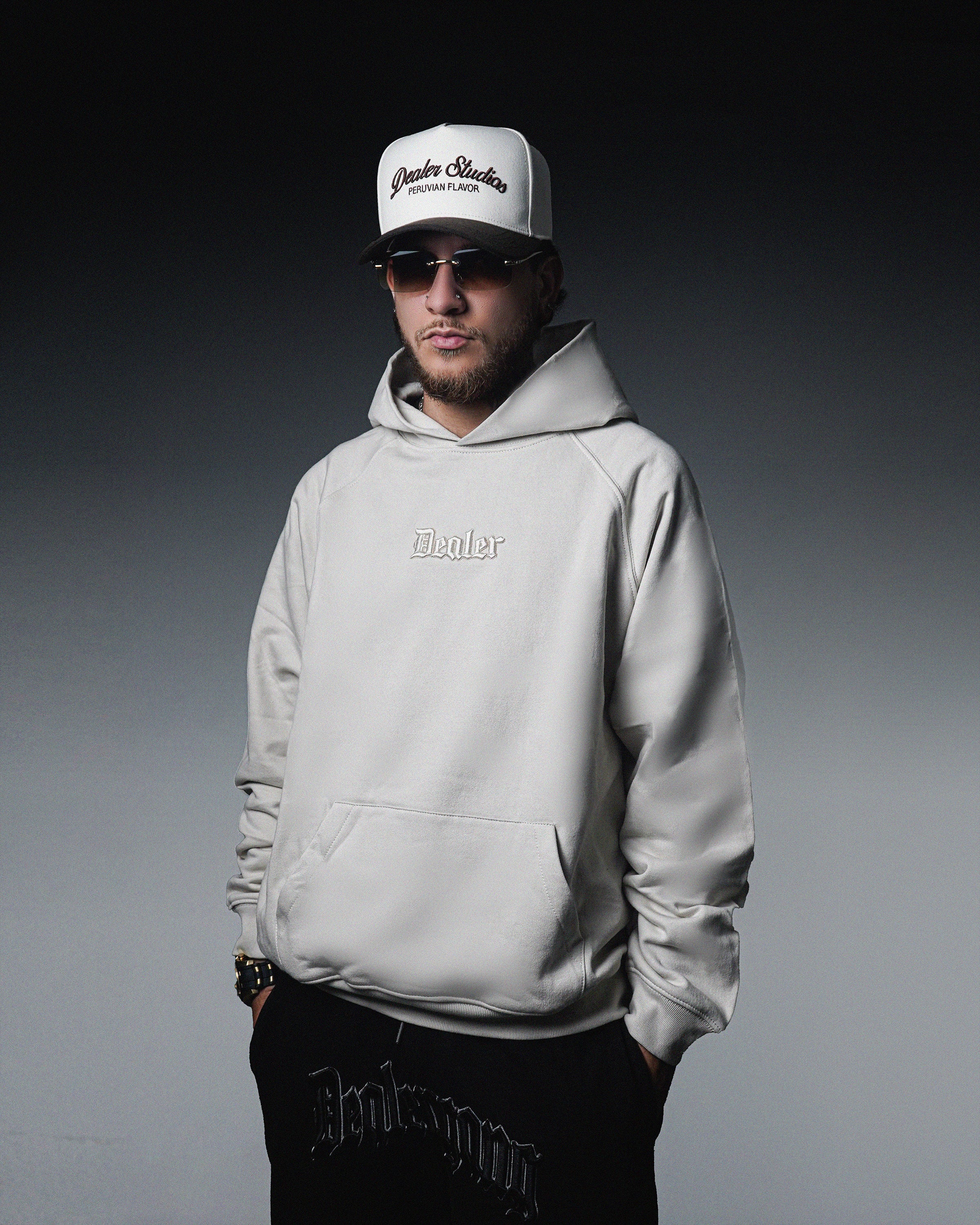 HOODIE EXCLUSIVE BEIGE CLARO