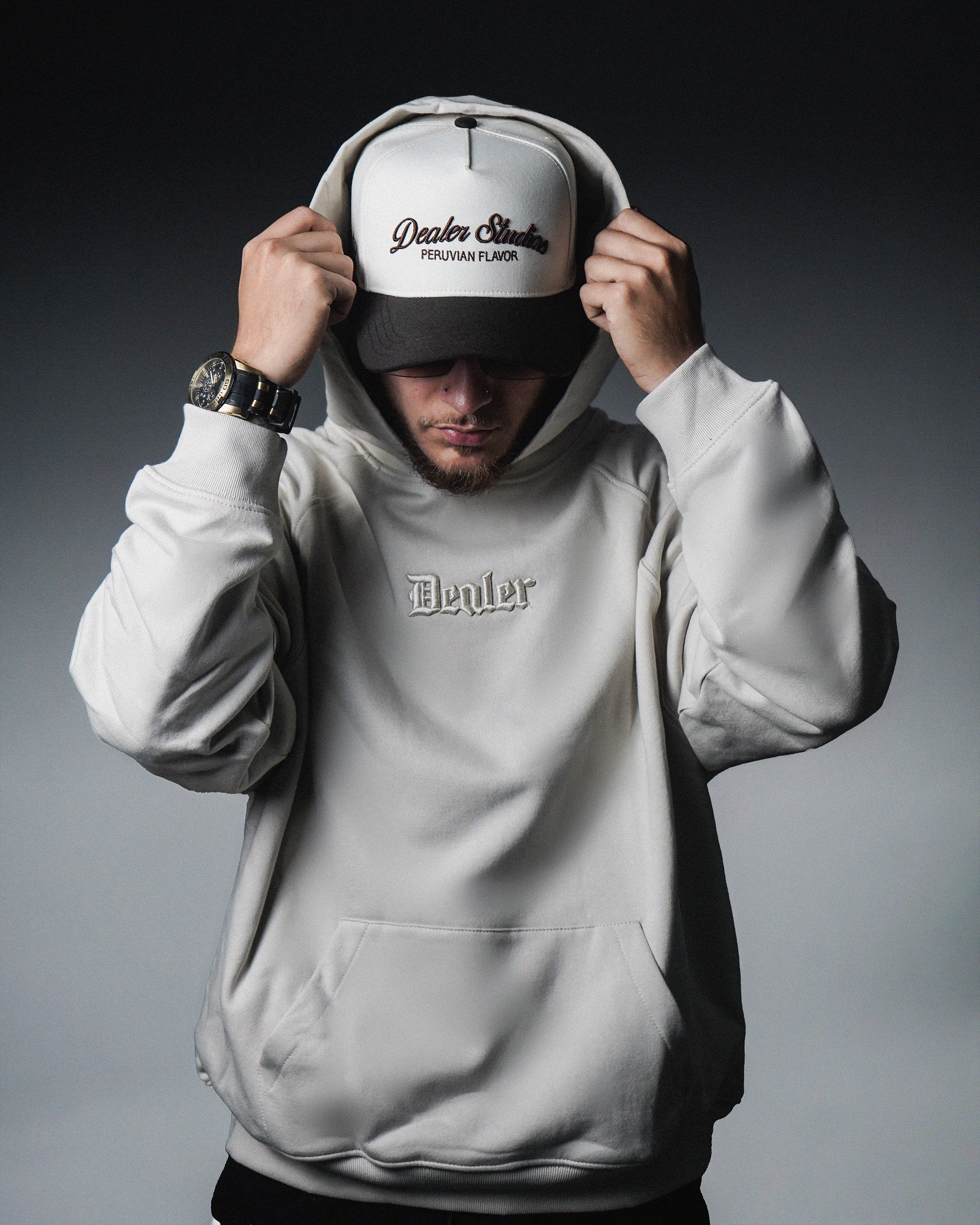 HOODIE EXCLUSIVE BEIGE CLARO