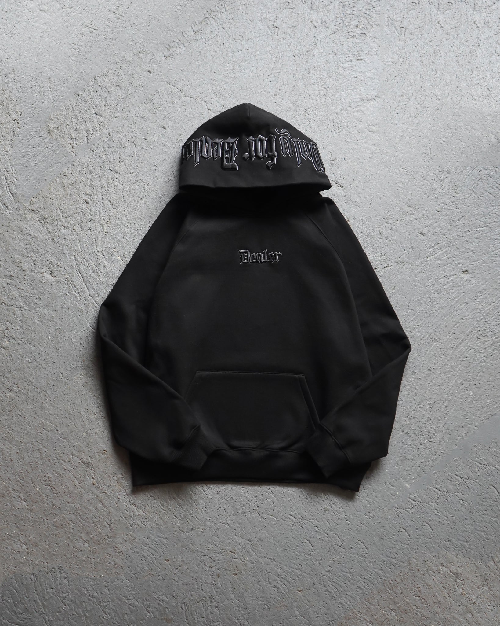 HOODIE EXCLUSIVE NEGRA