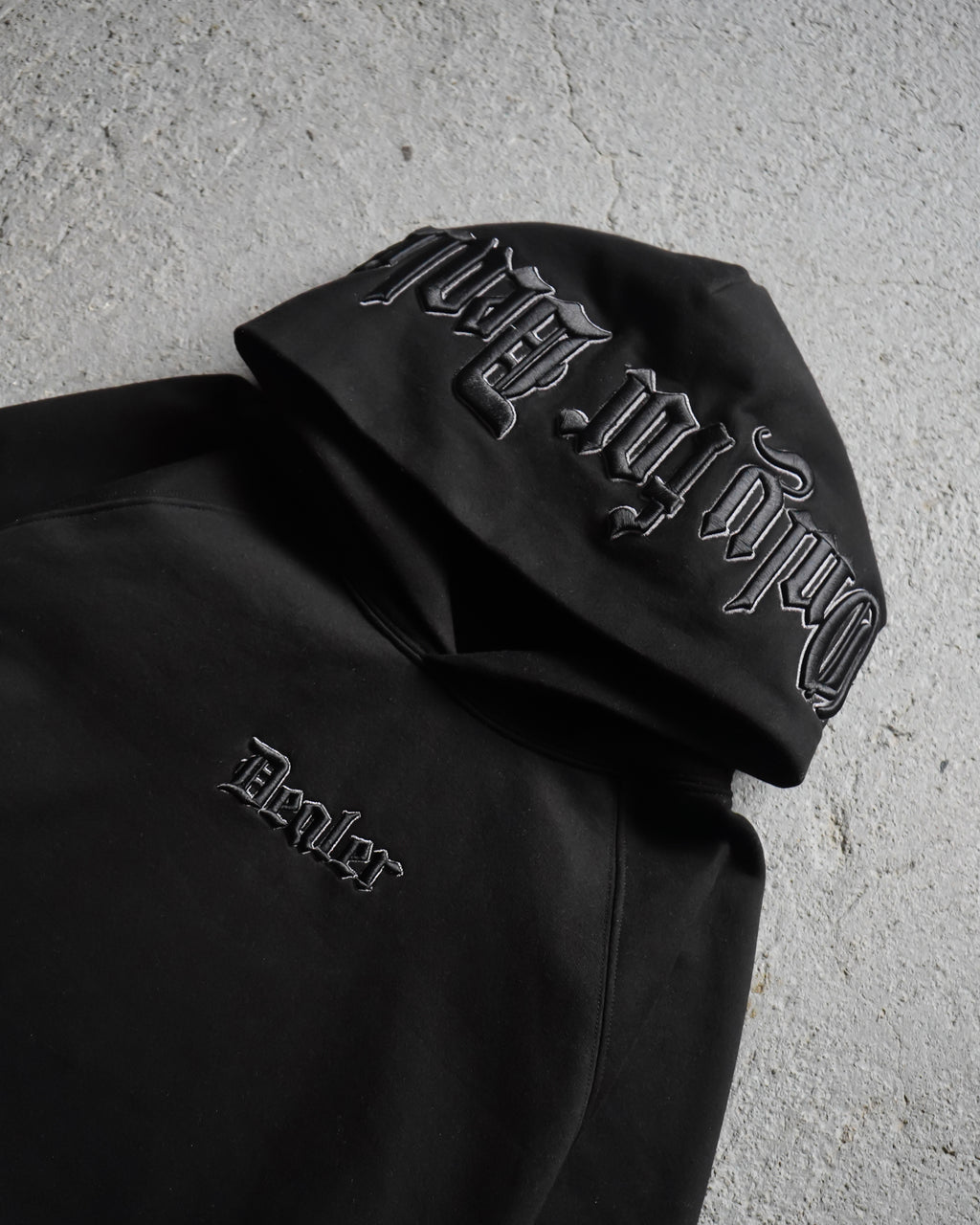 HOODIE EXCLUSIVE NEGRA