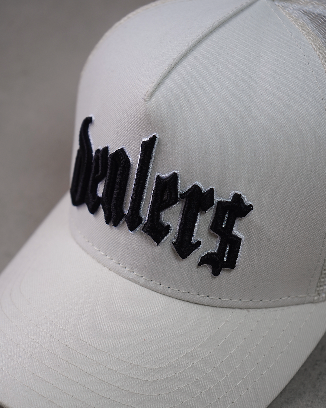 GORRA DILLAZ BLANCA