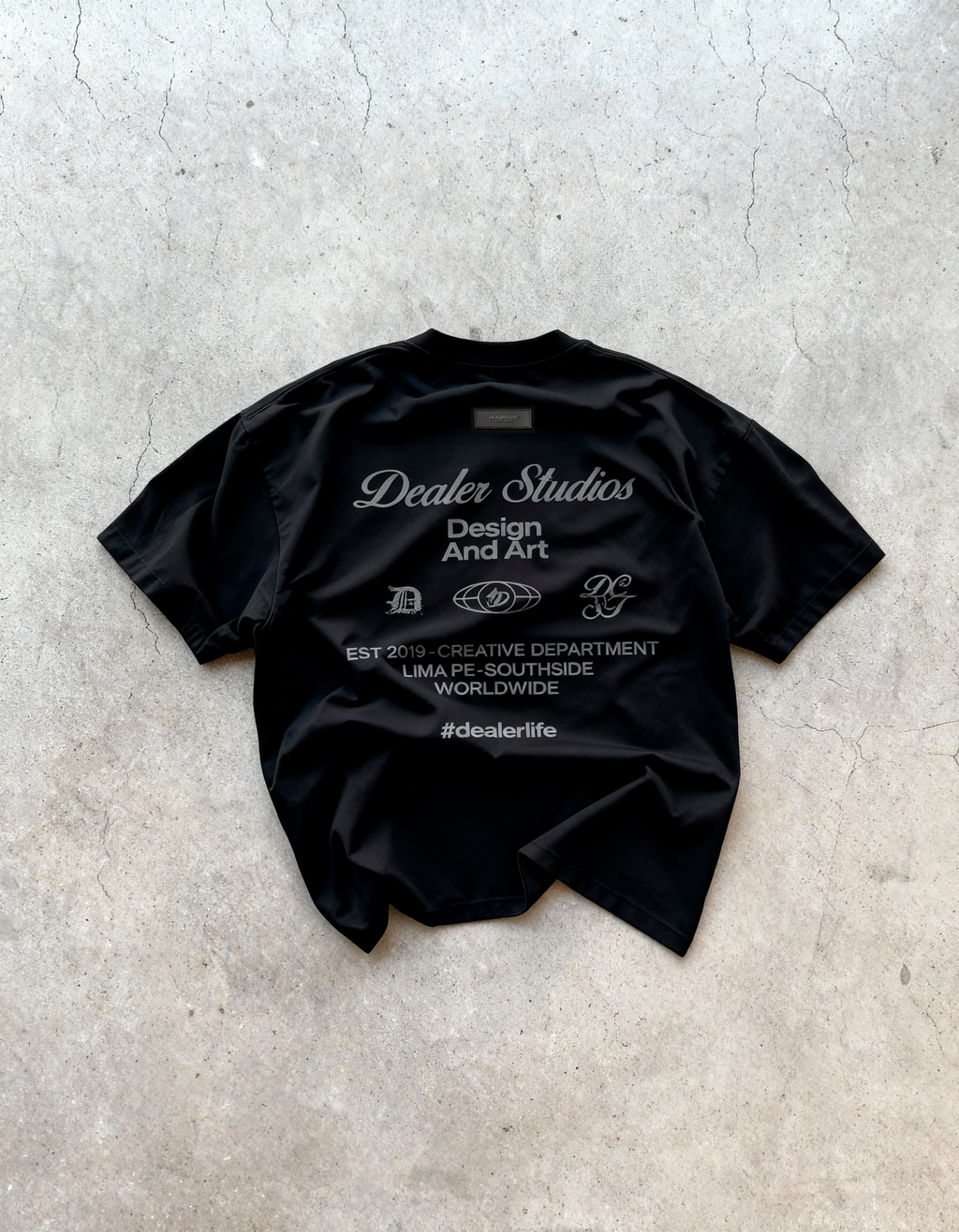T SHIRT NEGRO LOGOS