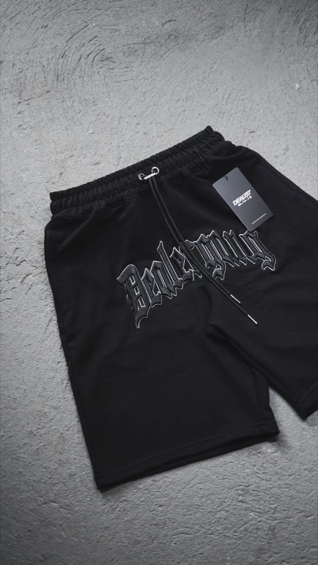 SHORT EXCLUSIVE