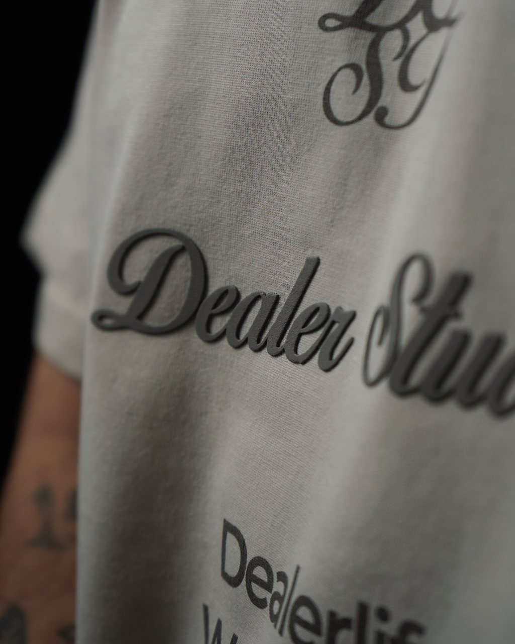 T SHIRT DEALER LOGOS